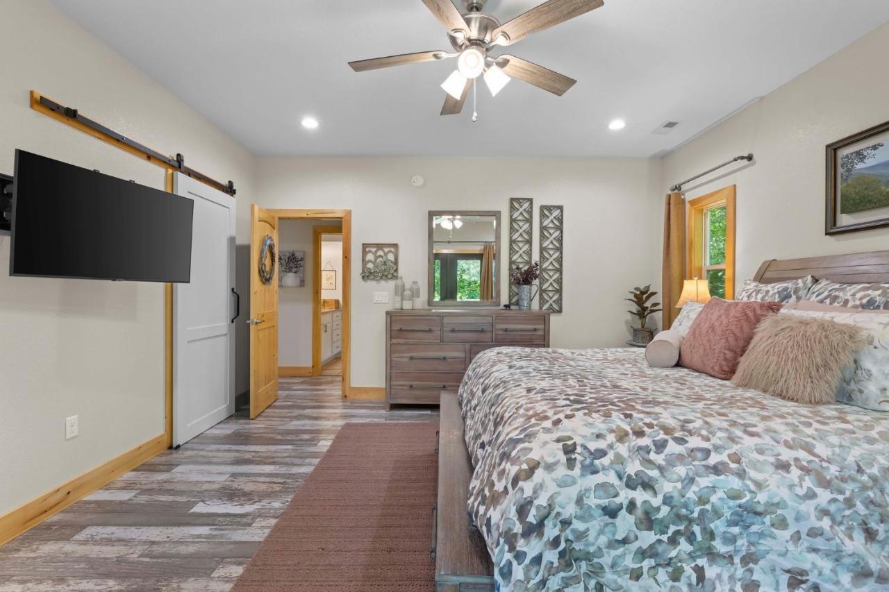 Stunning Views, Superb Atmosphere, Modern Amenities, In The Middle Of Nature Bryson City Exteriör bild