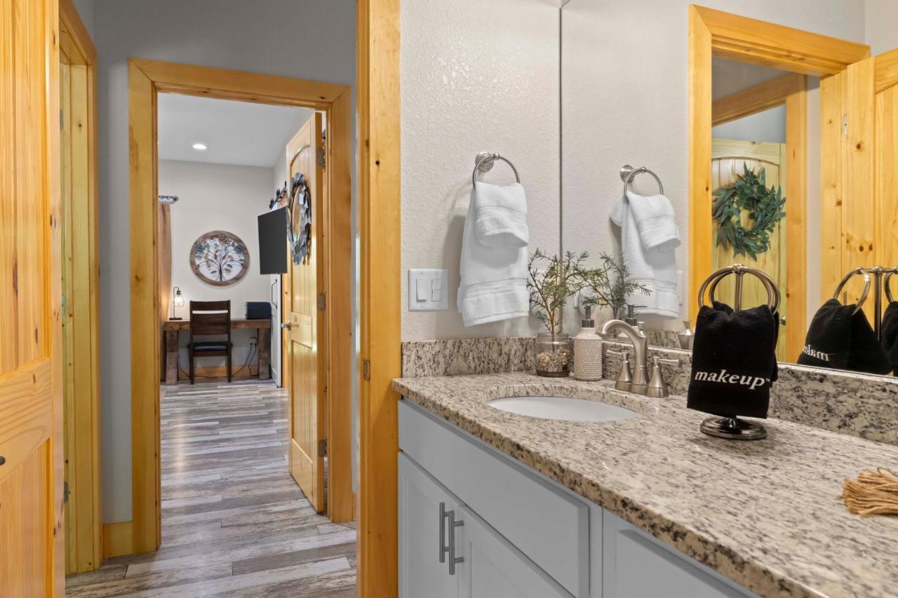 Stunning Views, Superb Atmosphere, Modern Amenities, In The Middle Of Nature Bryson City Exteriör bild
